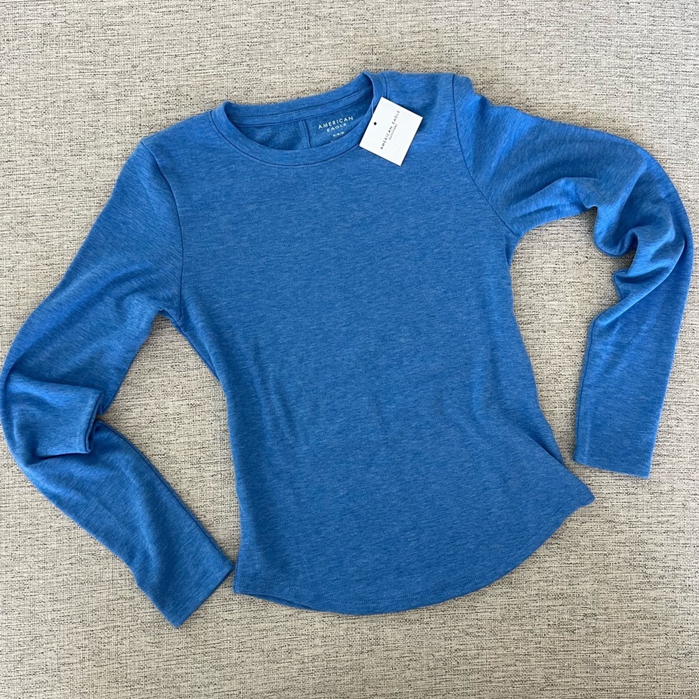 American Eagle Heathered Blue Crewneck Long Sleeve Top